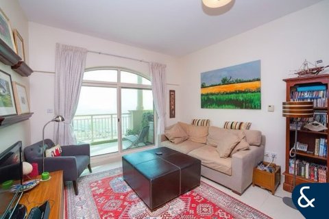Appartamento in vendita a The Views, Dubai, EAU 2 camere da letto, 174 mq. № 671243 - foto 9