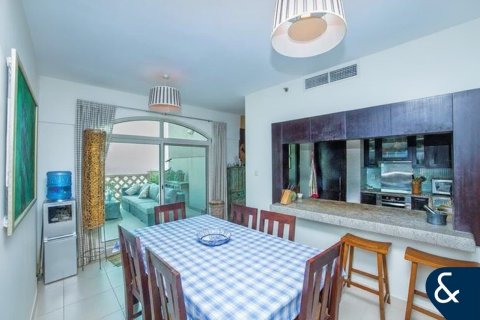 Appartamento in vendita a The Views, Dubai, EAU 2 camere da letto, 174 mq. № 671243 - foto 5