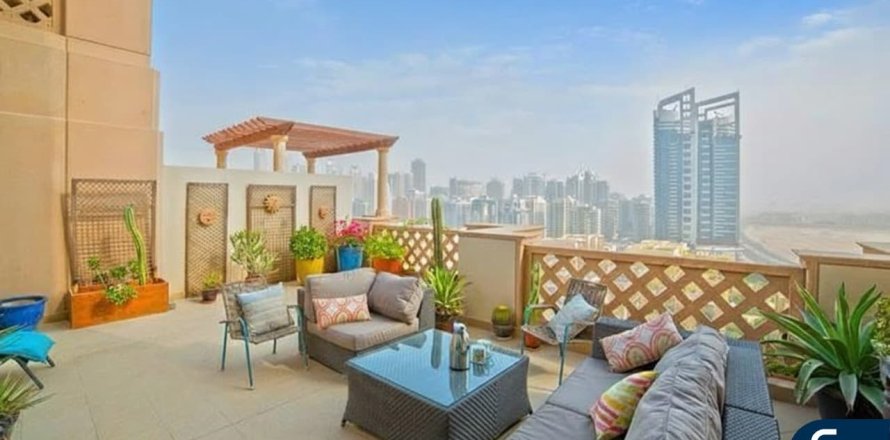 Appartamento a The Views, Dubai, EAU 2 camere da letto, 174 mq. № 671243