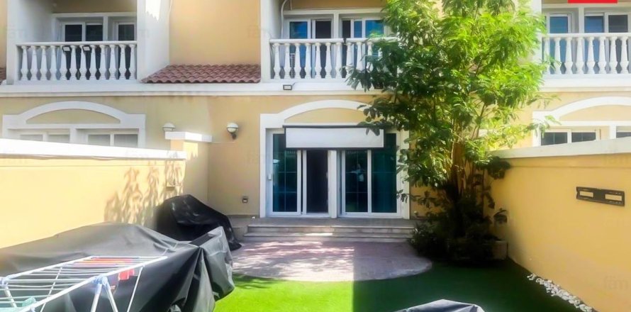 Villetta a schiera a Dubai, EAU 2 camere da letto, 180 mq. № 698841