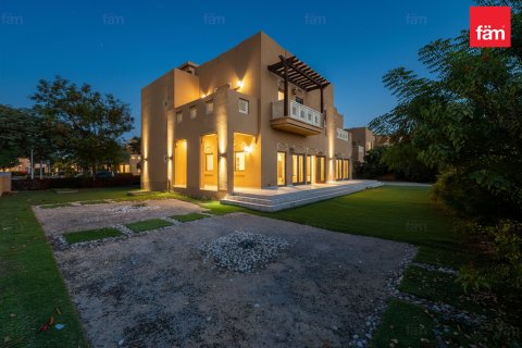 Vila v Al Furjan, Dubai, SAE 6 spální, 875 m2 č. 698838 - Fotografia 27