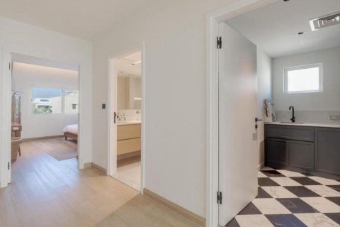 Vilă de vânzare în Meadows, Dubai, EAU 5 dormitoare, 604 mp.  №646330 - poză 18