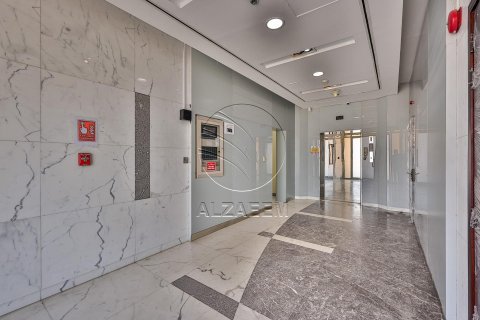 Commercial property in Al Nahyan, Abu Dhabi, UAE 518 sq.m. № 615212 - photo 20