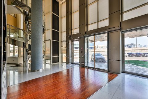 Commercial property in Al Nahyan, Abu Dhabi, UAE 518 sq.m. № 615212 - photo 7