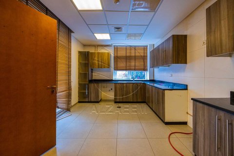 Vila v Khalifa City, Abu Dhabi, SAE 4 ložnice, 230 m² Č.: 615217 - fotografie 8