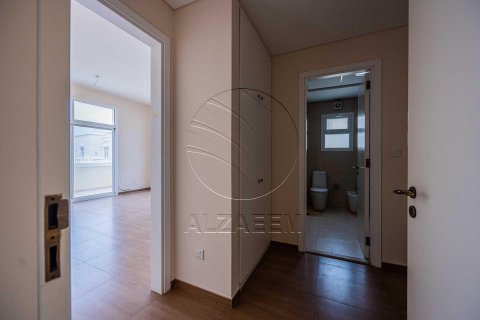 Vila v Khalifa City, Abu Dhabi, SAE 4 ložnice, 230 m² Č.: 615217 - fotografie 14
