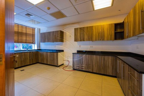 Vila v Khalifa City, Abu Dhabi, SAE 4 ložnice, 230 m² Č.: 615217 - fotografie 7