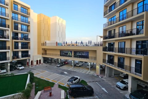 Apartment in Ras Al Khaimah, UAE 46 sq.m. № 734820 - photo 2