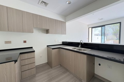 Townhouse in Dubai, UAE 3 bedrooms, 150.3 sq.m. № 624208 - photo 9