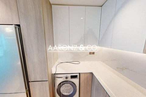 Jumeirah Lake Towers, Dubai, संयुक्त अरब अमीरात में अपार्टमेंट, 2 बेडरूम, 111.1 वर्ग मीटर, संख्या 670714 - फ़ोटो 11