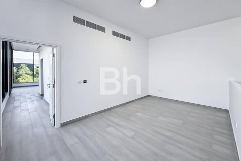 Снять в аренду виллу в Tilal City, Шарджа, ОАЭ 5 спален, 517м2, № 614576 - фото 22