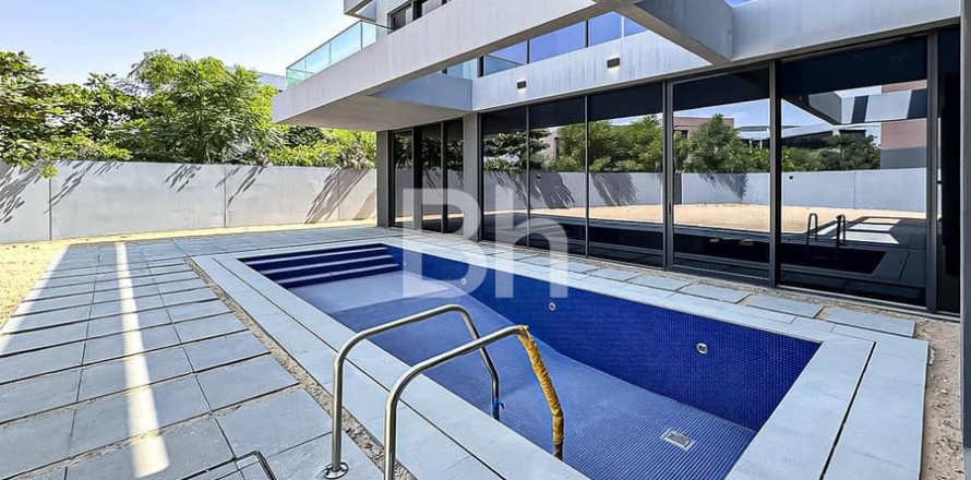 Вилла в Tilal City, Шарджа, ОАЭ 5 спален, 517м2 № 614576