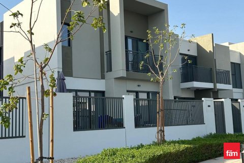 Σπίτι σε Dubai, ΗΑΕ 4 υπνοδωμάτια, 230 τ.μ. Αρ. 715588
