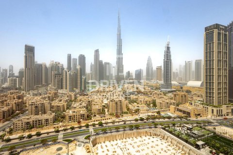 Apartment in Downtown Dubai (Downtown Burj Dubai), Dubai, UAE 2 bedrooms, 115 sq.m. № 683872 - photo 10