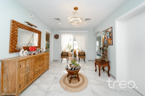 Villa en alquiler en Meadows, Dubai, EAU 4 dormitorios, 332.41 m2 № 733467 - foto 2