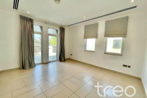 Villa à louer à Jumeirah Park, Dubai, EAU 4 chambres, 738.11 m2 № 733466 - photo 8