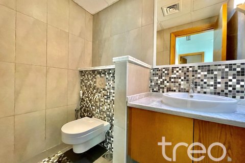 Villa à louer à Jumeirah Park, Dubai, EAU 4 chambres, 738.11 m2 № 733466 - photo 13