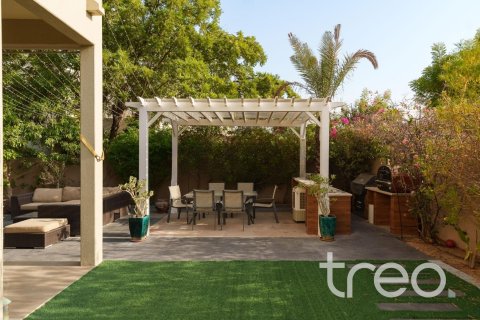 Villa in Arabian Ranches, Dubai, UAE 5 bedrooms, 493.22 sq.m. № 733066 - photo 24