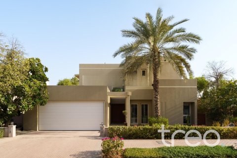 Villa in Arabian Ranches, Dubai, UAE 5 bedrooms, 493.22 sq.m. № 733066 - photo 25