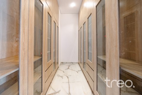 Villa till försäljning i Jumeirah Park, Dubai, UAE 5 sovrum, 390.19 kvm Nr. 733069 - fotografi 16