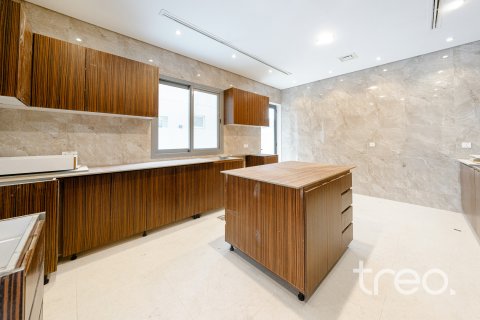 Villa till försäljning i Jumeirah Park, Dubai, UAE 5 sovrum, 390.19 kvm Nr. 733069 - fotografi 9