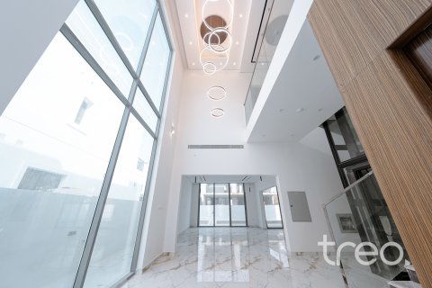 Villa till försäljning i Jumeirah Park, Dubai, UAE 5 sovrum, 390.19 kvm Nr. 733069 - fotografi 2