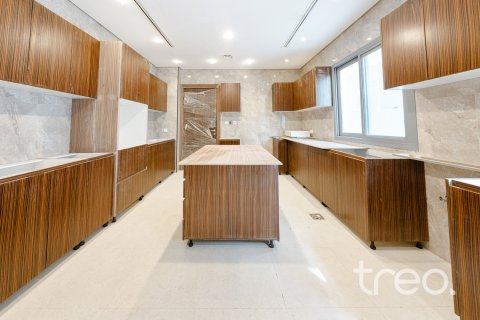 Villa till försäljning i Jumeirah Park, Dubai, UAE 5 sovrum, 390.19 kvm Nr. 733069 - fotografi 8