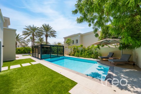 Müüa villa asukohaga Arabian Ranches, Dubai, AÜE: 6 magamistoaga, 480.49 m² Nr 733067 - pilt 2
