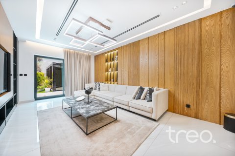 Müüa villa asukohaga Arabian Ranches, Dubai, AÜE: 6 magamistoaga, 480.49 m² Nr 733067 - pilt 9