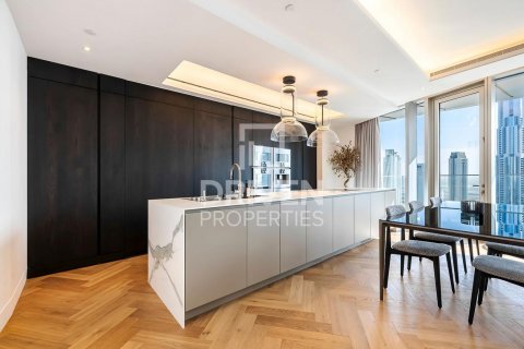 Müüa korter asukohaga Downtown Dubai (Downtown Burj Dubai), Dubai, AÜE: 3 magamistoaga, 188 m² Nr 602960 - pilt 24