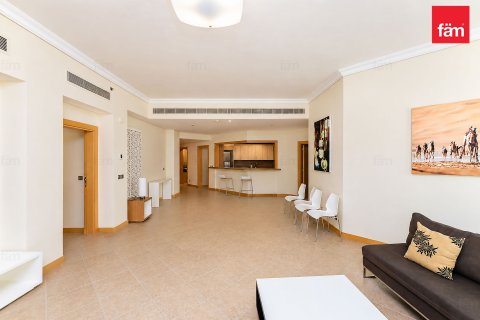 Apartament de închiriat în Palm Jumeirah, Dubai, EAU 3 dormitoare, 205 mp.  №753326 - poză 24