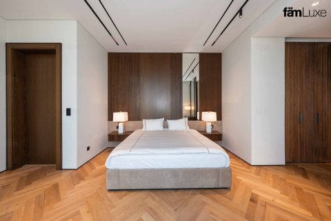 וילה להשכרה ב Dubai, איחוד האמירויות  5 חדרי שינה, 690.4 מ"ר, מספר 691435 - תמונה 12