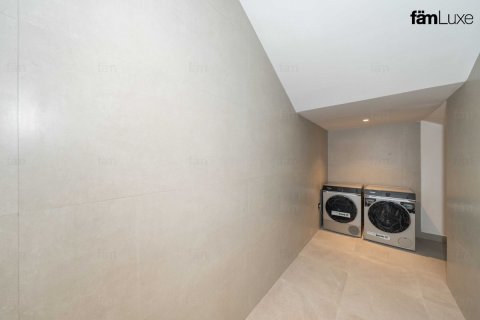 וילה להשכרה ב Dubai, איחוד האמירויות  5 חדרי שינה, 690.4 מ"ר, מספר 691435 - תמונה 18