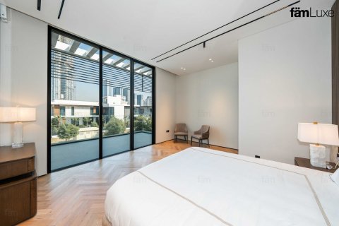 וילה להשכרה ב Dubai, איחוד האמירויות  5 חדרי שינה, 690.4 מ"ר, מספר 691435 - תמונה 25