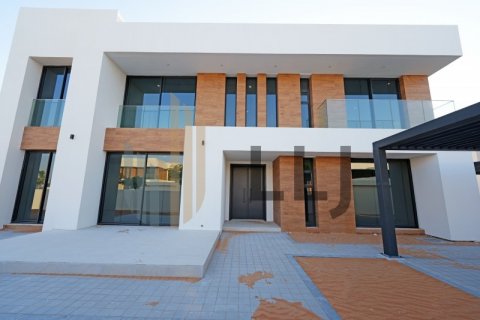 Vilë në Saadiyat Island, Abu Dhabi, Emiratet e Bashkuara Arabe 5 dhoma gjumi, 685.7 m2. № 548993 - Foto 1