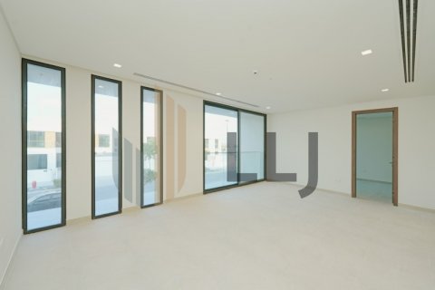 Vilë në Saadiyat Island, Abu Dhabi, Emiratet e Bashkuara Arabe 5 dhoma gjumi, 685.7 m2. № 548993 - Foto 13