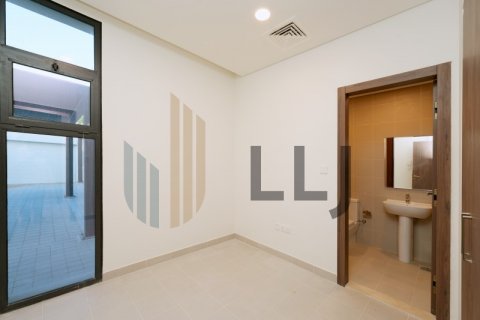 Vilë në Saadiyat Island, Abu Dhabi, Emiratet e Bashkuara Arabe 5 dhoma gjumi, 685.7 m2. № 548993 - Foto 17