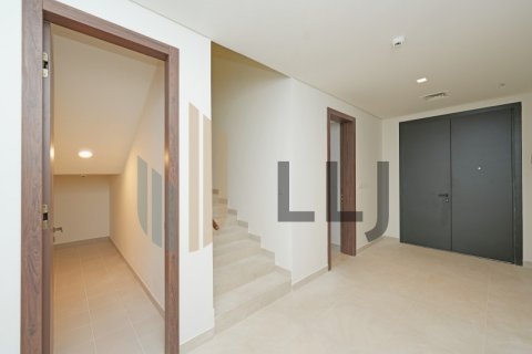 Vilë në Saadiyat Island, Abu Dhabi, Emiratet e Bashkuara Arabe 5 dhoma gjumi, 685.7 m2. № 548993 - Foto 7
