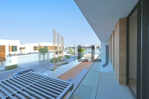 Vilë në Saadiyat Island, Abu Dhabi, Emiratet e Bashkuara Arabe 5 dhoma gjumi, 685.7 m2. № 548993 - Foto 16