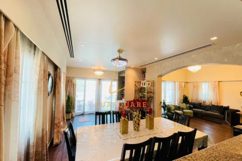 Vilă de închiriat în Jumeirah Village Circle, Dubai, EAU 3 dormitoare, 729 mp. №660963 - poză 7