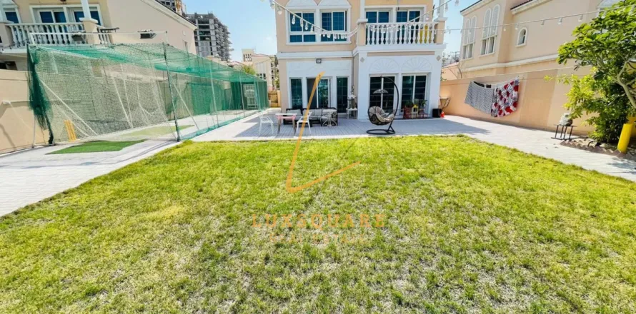 Vilă în Jumeirah Village Circle, Dubai, EAU 3 dormitoare, 729 mp.  №660963