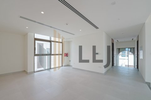 Vilë në Abu Dhabi, Emiratet e Bashkuara Arabe 4 dhoma gjumi, 422.5 m2. № 575497 - Foto 18