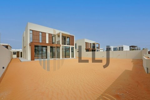Vilë në Abu Dhabi, Emiratet e Bashkuara Arabe 4 dhoma gjumi, 422.5 m2. № 575497 - Foto 14