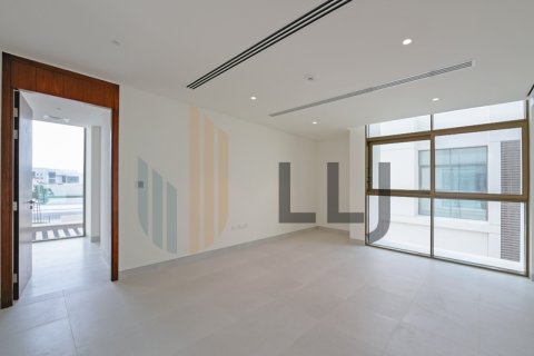 Vilë në Abu Dhabi, Emiratet e Bashkuara Arabe 4 dhoma gjumi, 422.5 m2. № 575497 - Foto 17