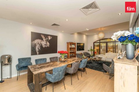 Városi lakóépület itt: Dubai, EAE, 4 hálószoba, 312.2 m², azonosító: 655855 - fénykép 2