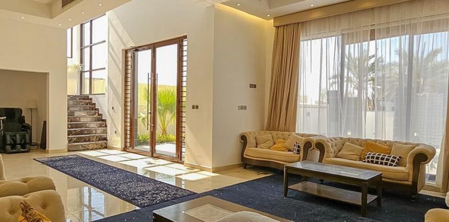 Villa i Dubai, Emiratene 4 soverom, 1356.4 kvm nr. 655857