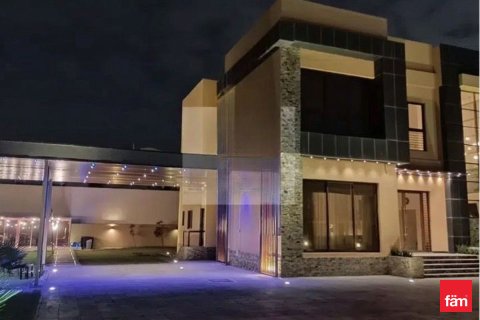 Villa til leie i Dubai, Emiratene 4 soverom, 1356.4 kvm Nr. 655857 - Foto 21