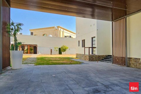 Villa til leie i Dubai, Emiratene 4 soverom, 1356.4 kvm Nr. 655857 - Foto 23