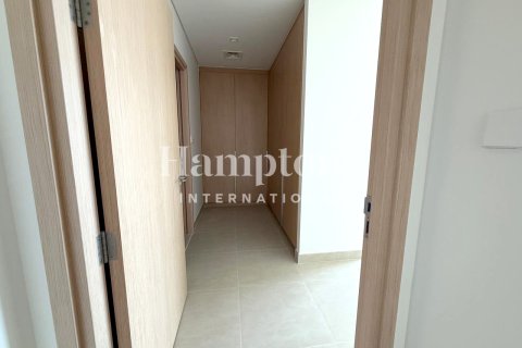 Huoneisto Mina Rashid, Dubai, Arabiemiraatit 2 makuuhuonetta, 121.67970425 m2 № 651138 - kuva 7