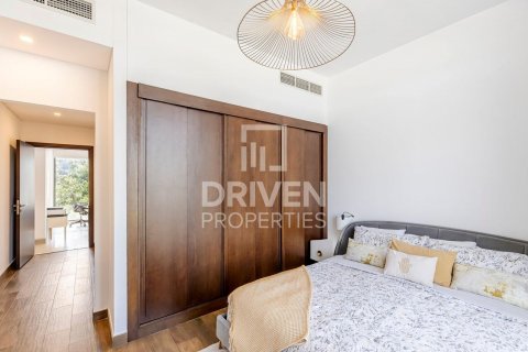 Villa in Motor City, Dubai, UAE 3 bedrooms, 252 sq.m. № 602269 - photo 15